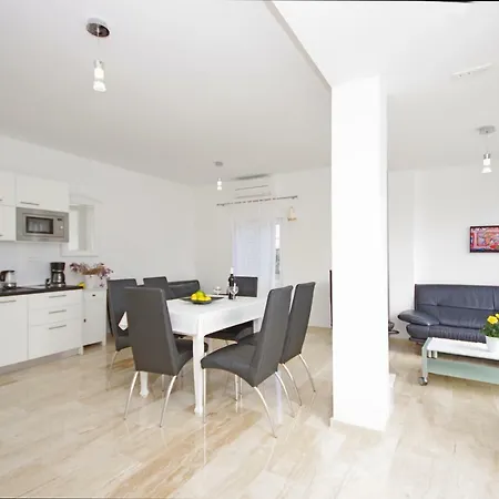 Holiday home Karma Beach *